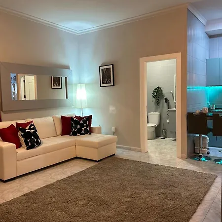 דירה Basement *